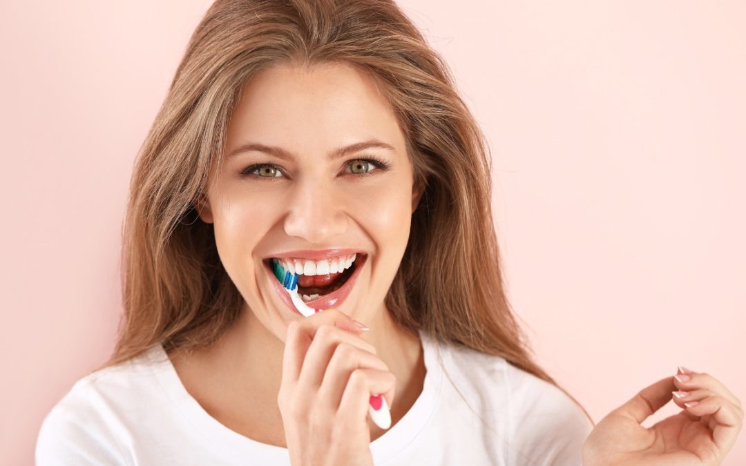 3 Ways to Whiten Teeth