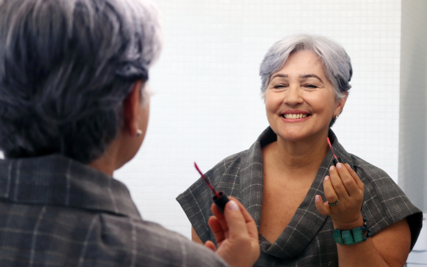 Smile Psychology: The Impact of a Confident Smile on Self-esteem